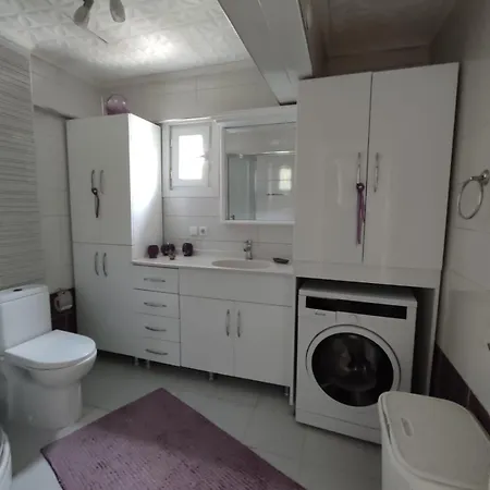 Sarimsakli Ayvalı